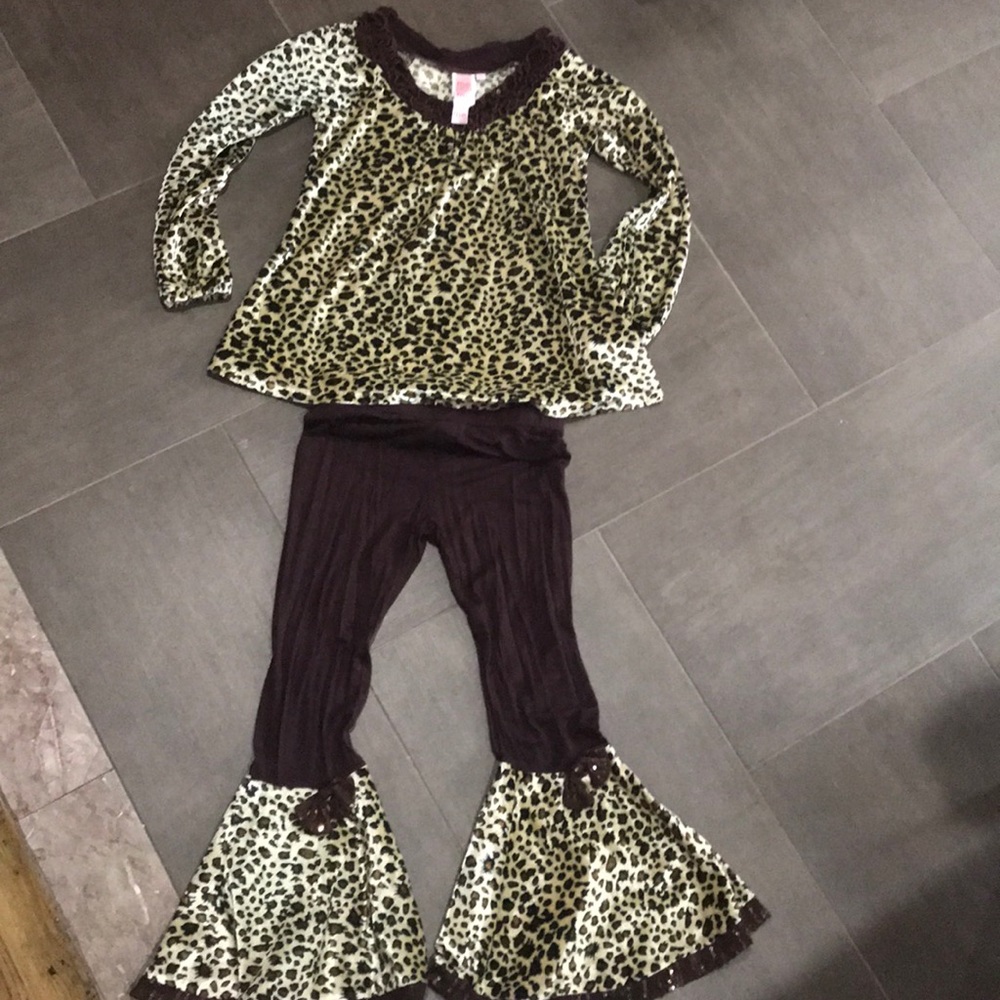 Leopard set